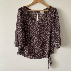 3/$30💚Jella Couture purple bow print sheer keyhole blouse size small medium